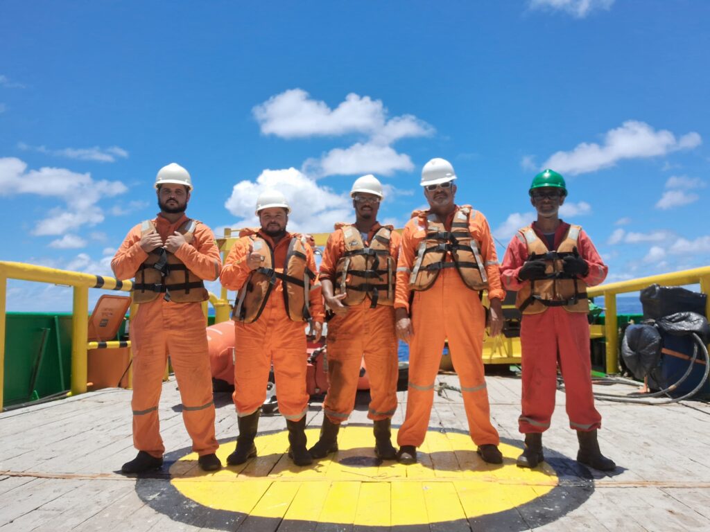 🚢 Macaé Navegação abre novas vagas para profissionais do setor offshore!